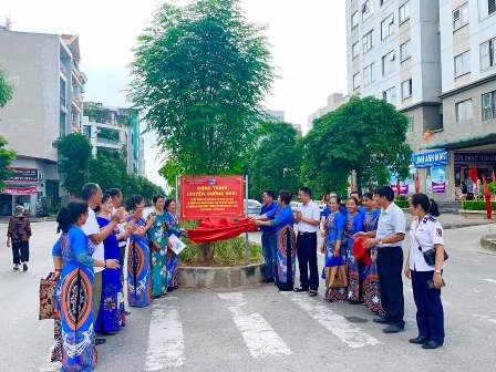 Người phụ nữ 'giỏi việc nước, đảm việc nhà'